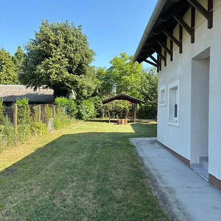 Appartement Fekete Szakall Nyaralo *