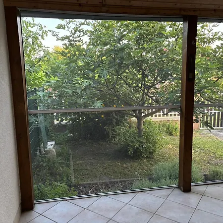 Fekete Szakall Nyaralo Balatonkeresztúr